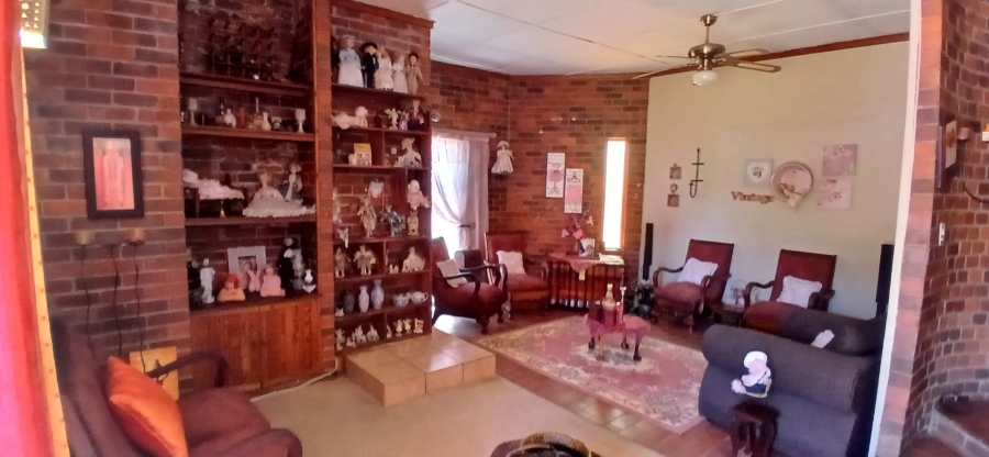 4 Bedroom Property for Sale in Universitas Free State